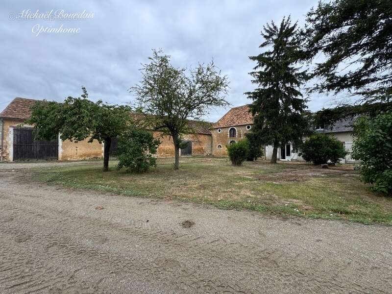 Maison à AVOISE