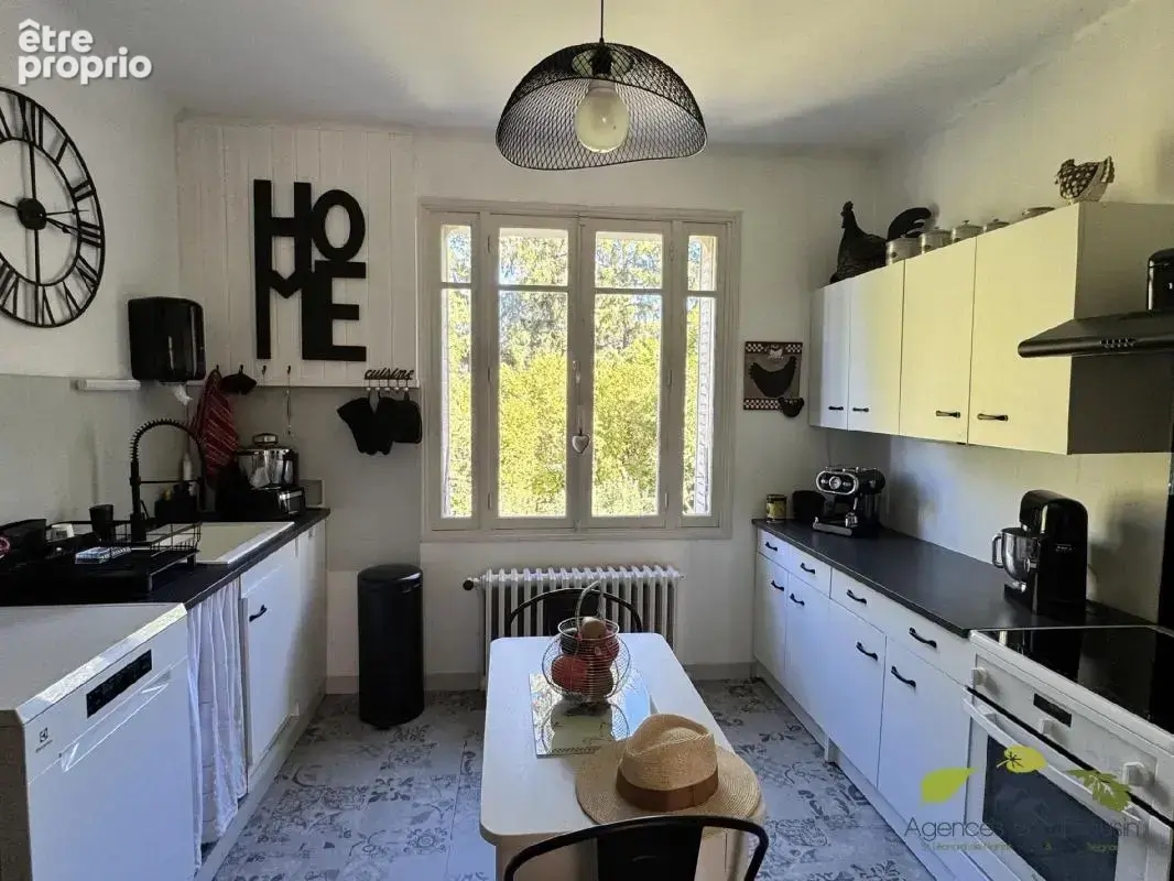 Maison 4 pièces 111 m² à vendre à Treignac (19260) - photo 5