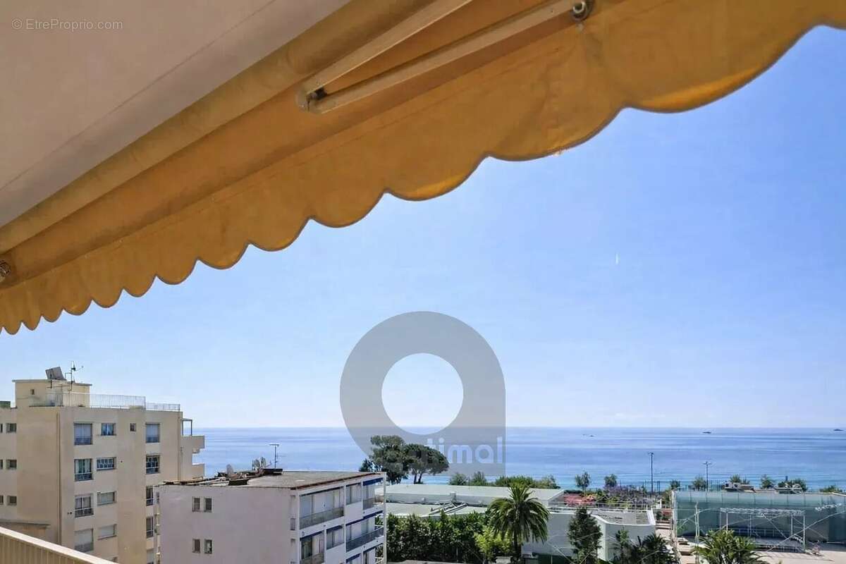 Appartement à ROQUEBRUNE-CAP-MARTIN