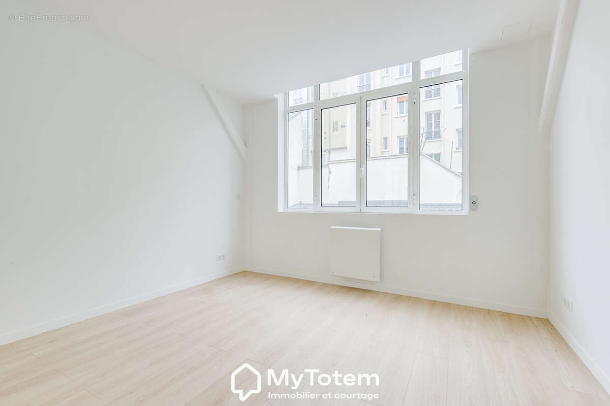 Appartement à PARIS-11E