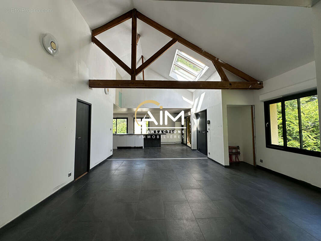 Maison à ROCHECORBON