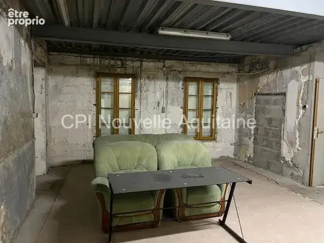 Appartement 475 m² à Jarnac  - photo 3
