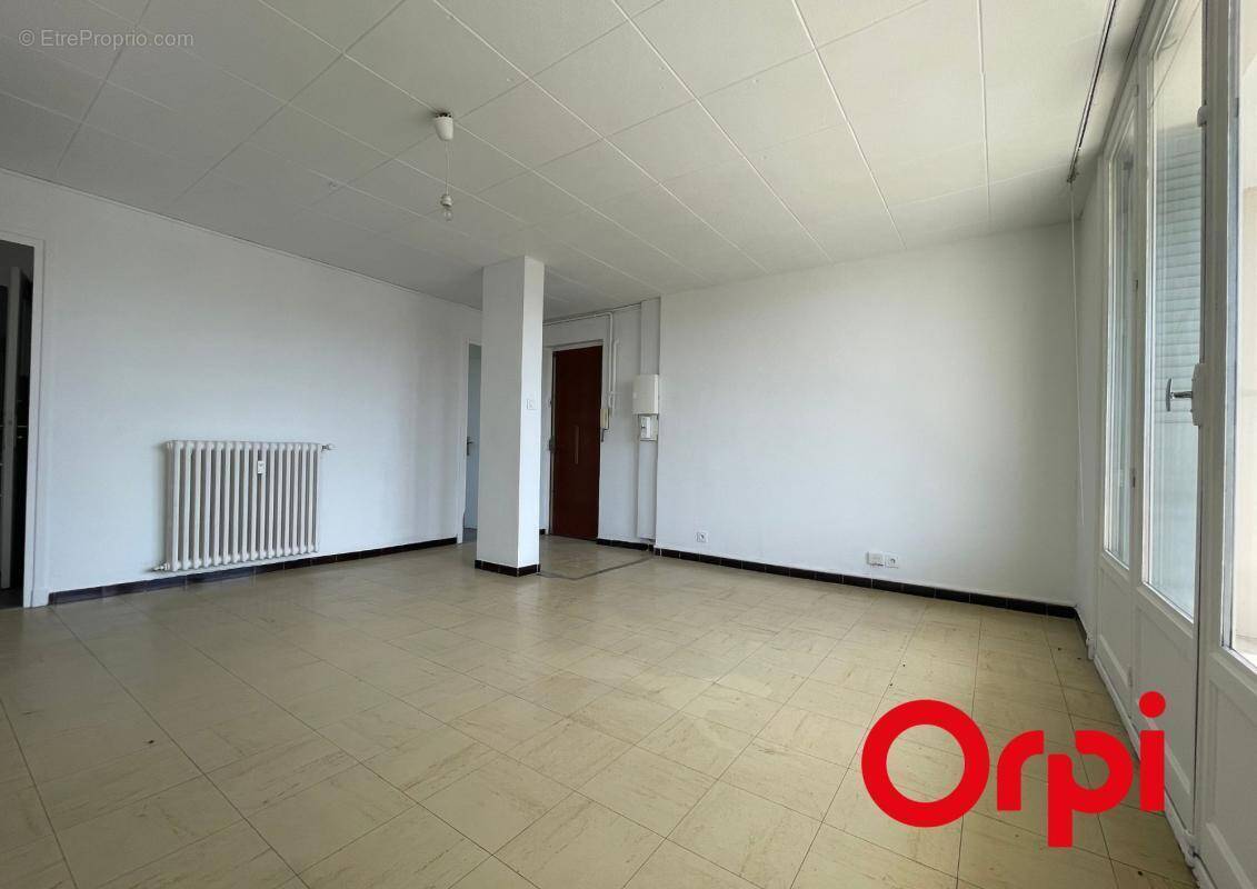 Appartement à VENISSIEUX