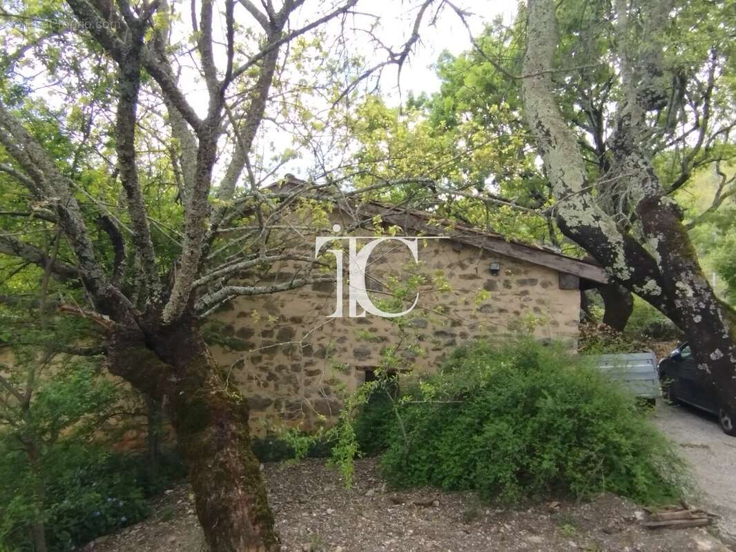 Maison à COURRY