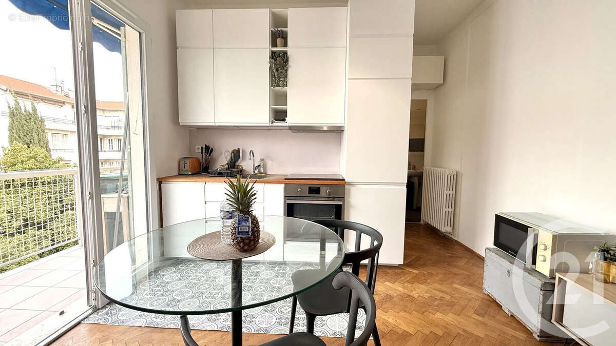 Appartement à NICE