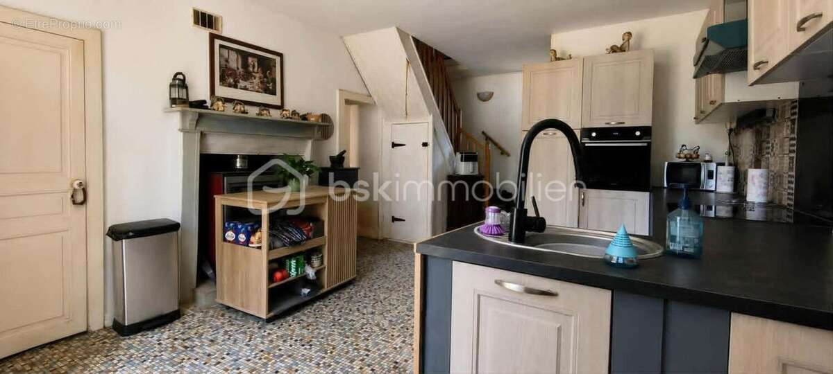 Maison en pierre de 83 m2 avec 5380 de terrain - photo 4