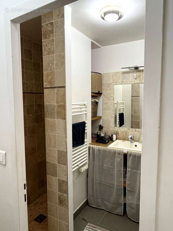 Photo 6 - Appartement à MARSEILLE-6E