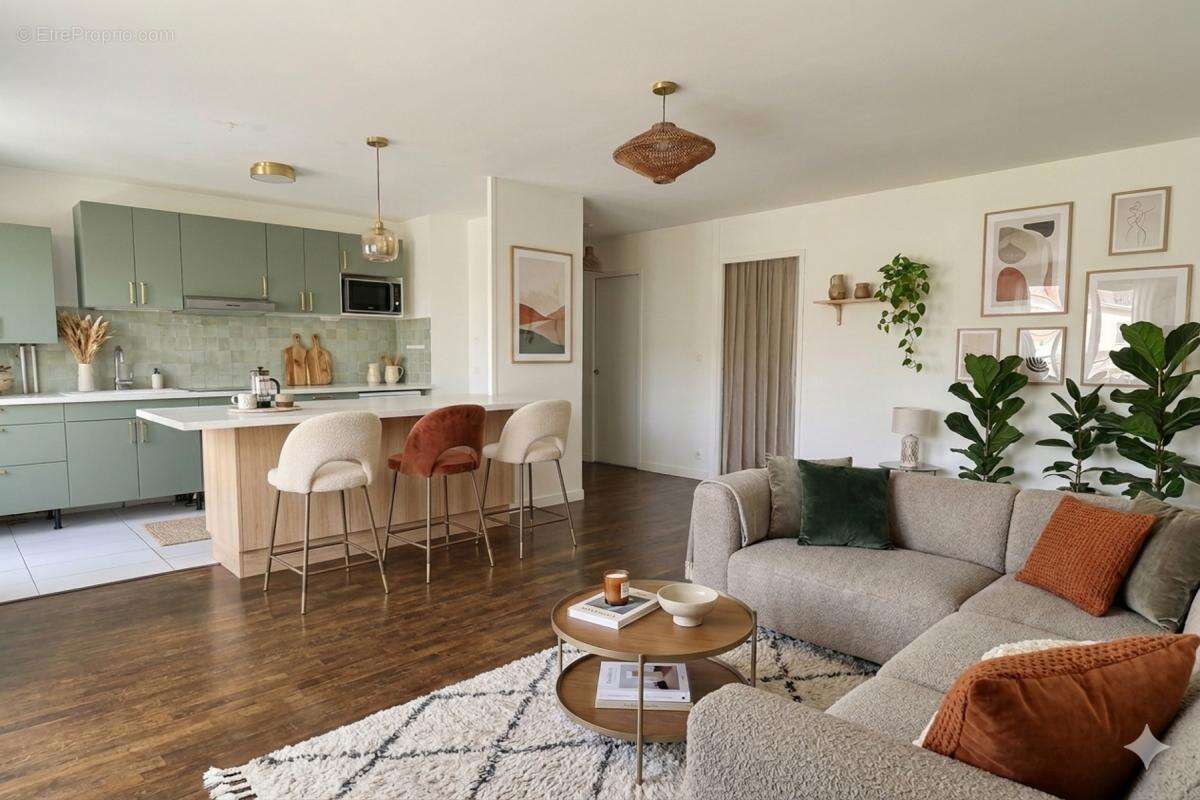 Appartement à LES CLAYES-SOUS-BOIS
