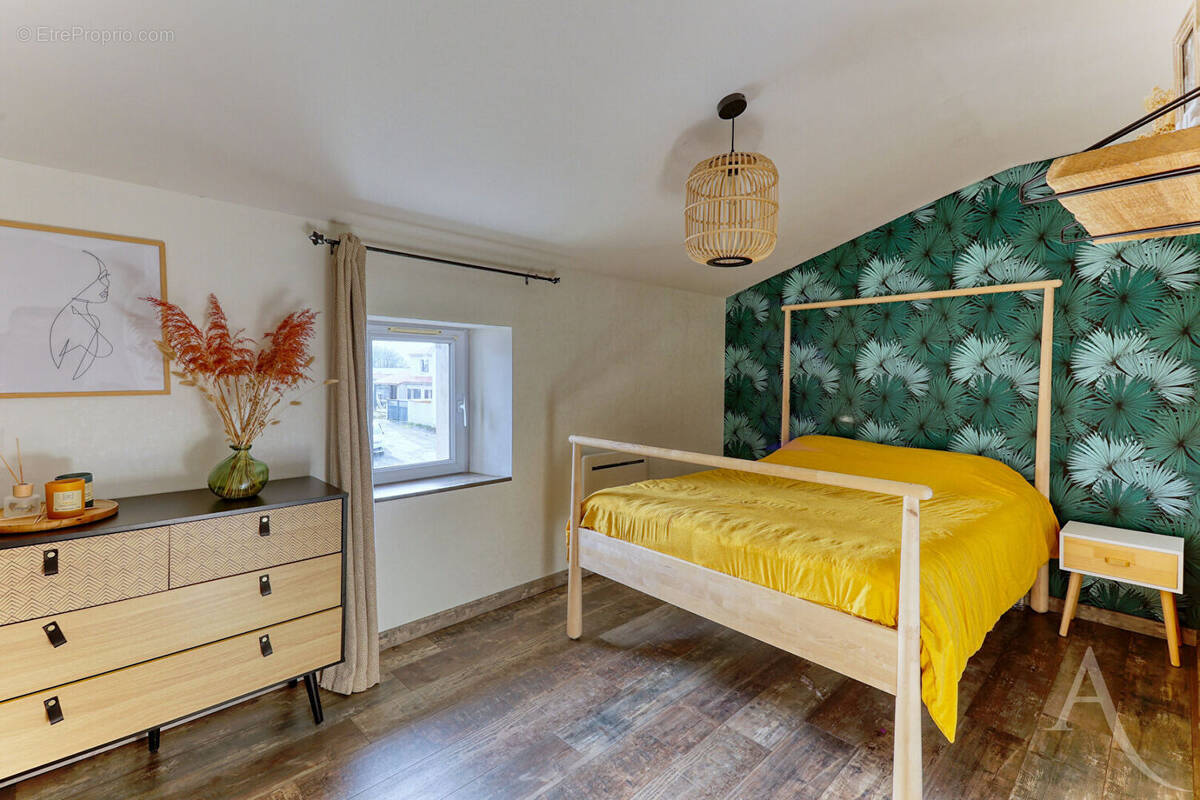 Maison à TREIZE-SEPTIERS