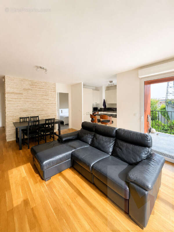 Appartement à VILLEMOMBLE