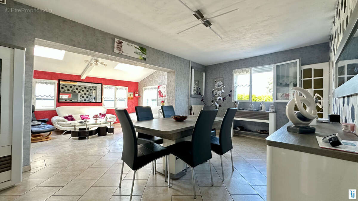 Maison à GRAND-COURONNE