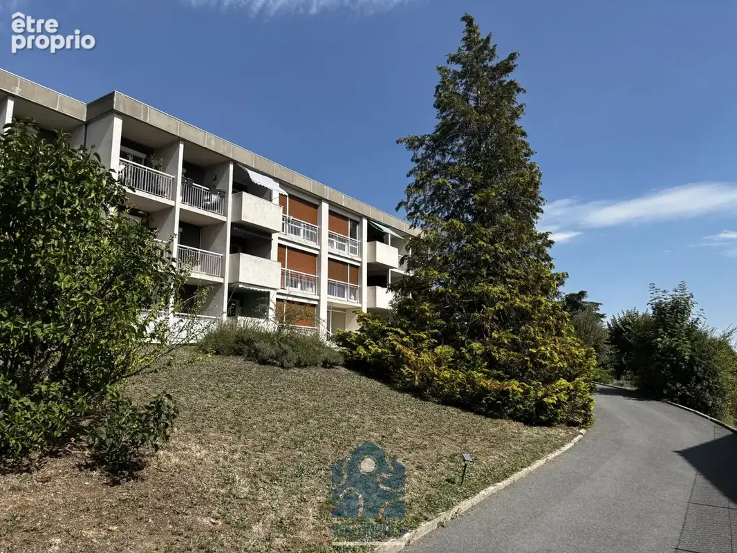 Appartement 5 pièces avec 3 balcons, cave et garage - photo 10
