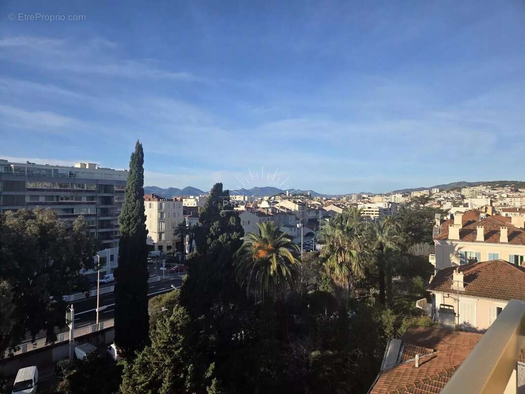 Appartement à CANNES