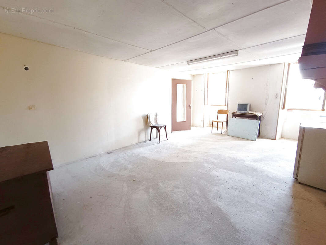 Maison à VERNOUX-EN-VIVARAIS