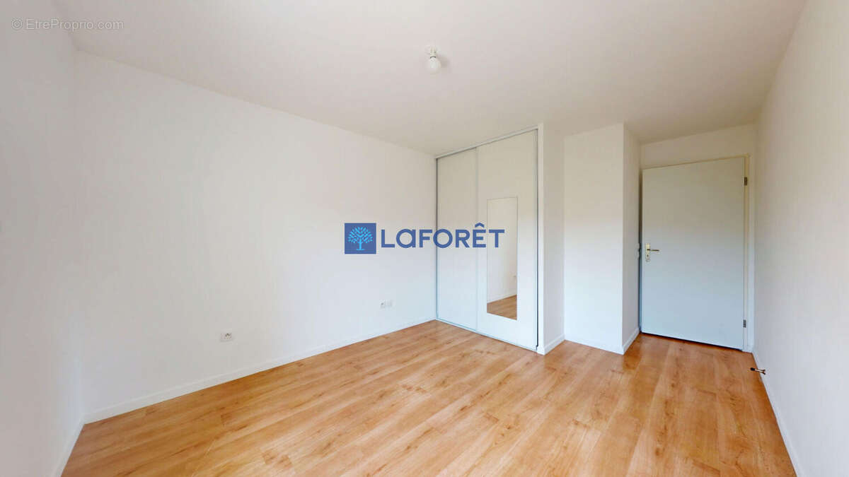 Appartement à MORANGIS