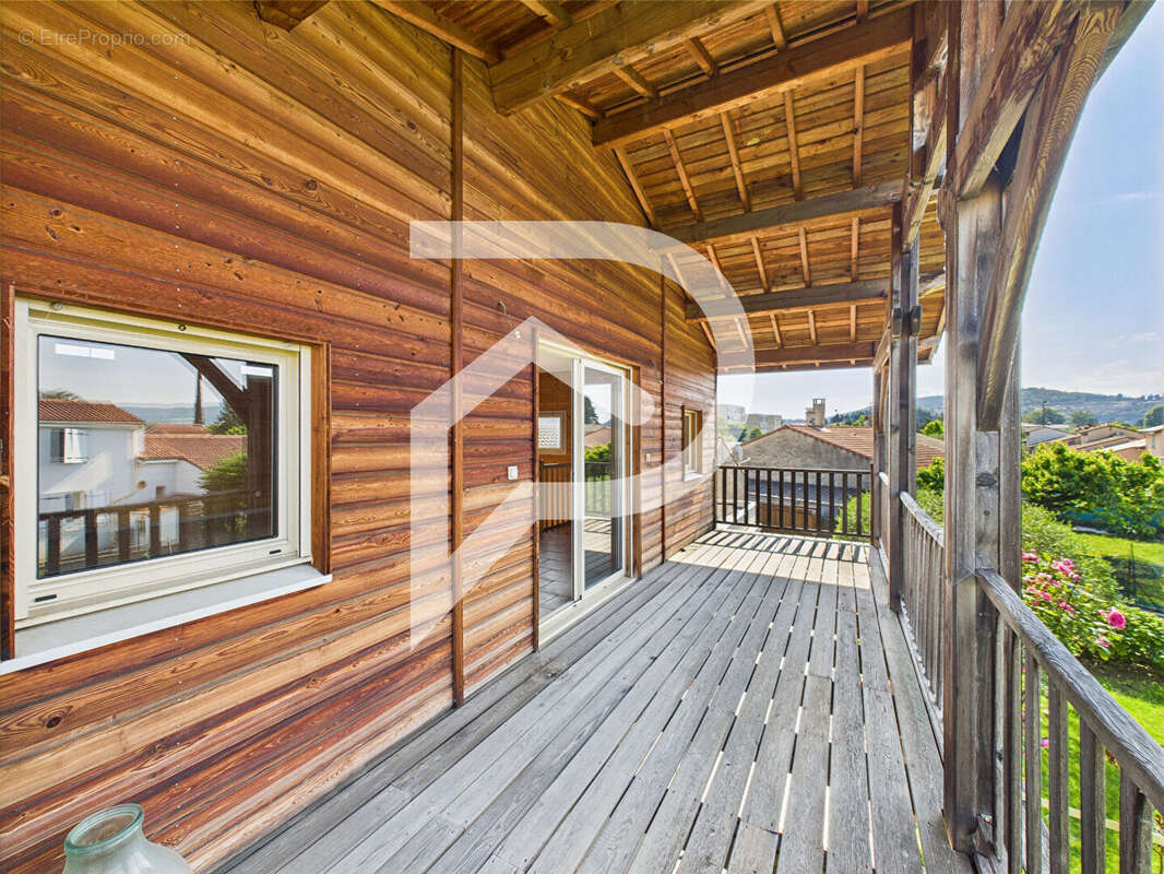 Maison à LIVRON-SUR-DROME