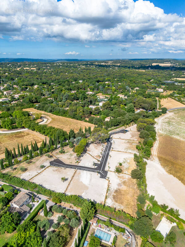 Terrain à AIX-EN-PROVENCE