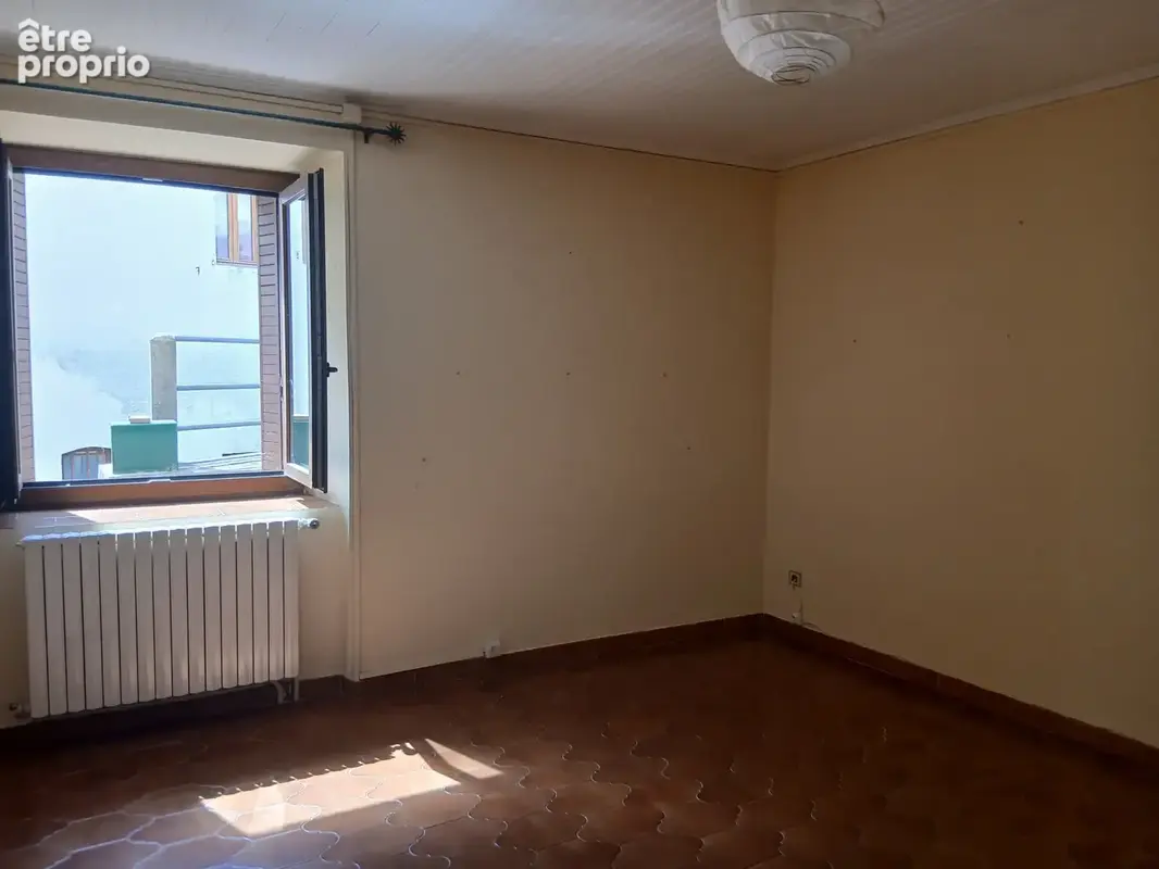 Vente  - mas de village - 80m2 - 3 pieces - laval pradel - photo 9