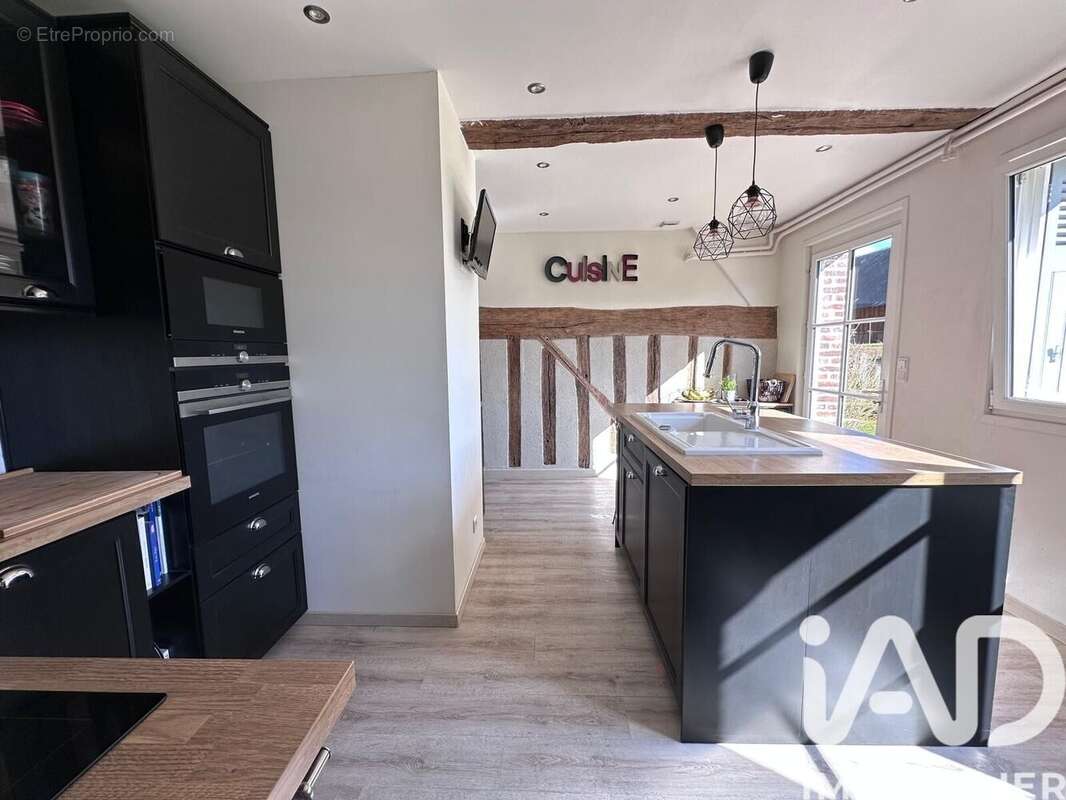 Maison 173 m² à Cellettes  - photo 6