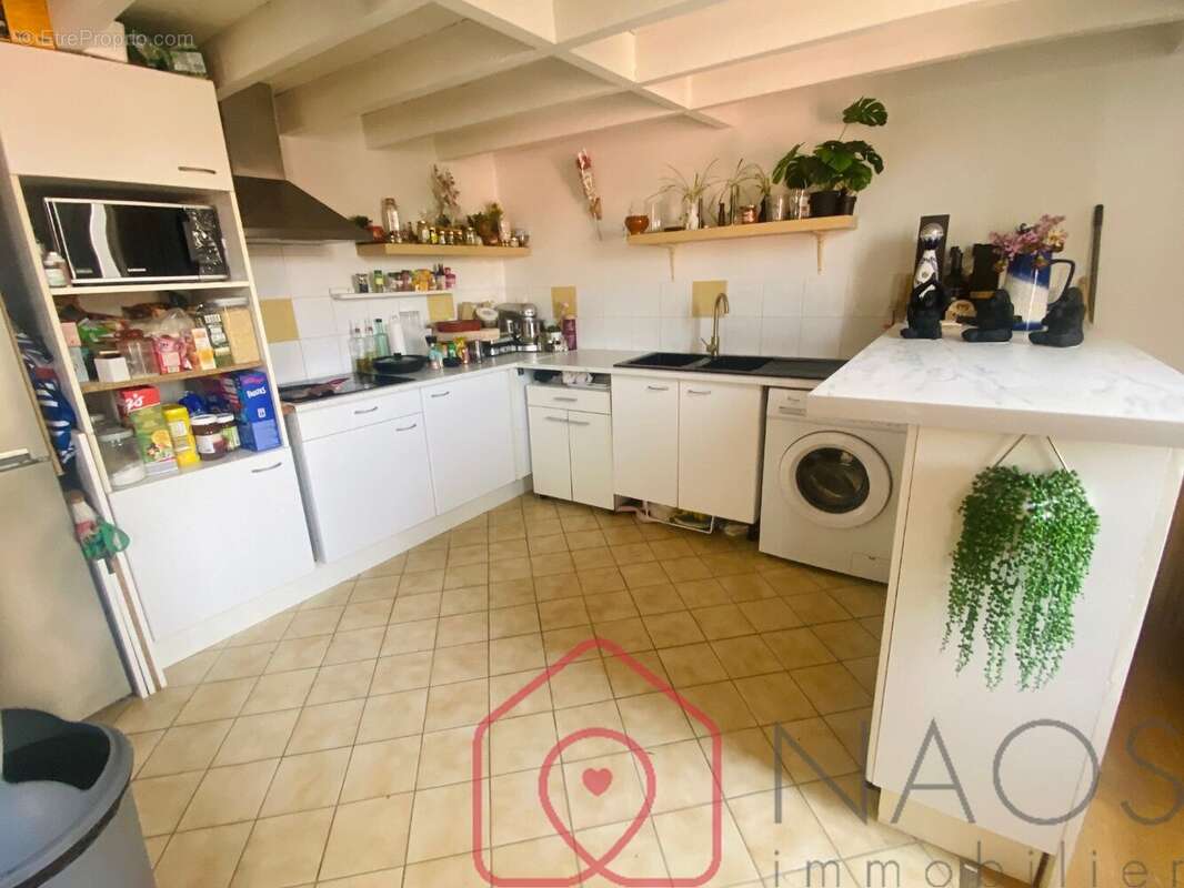 Appartement à COLOMBES