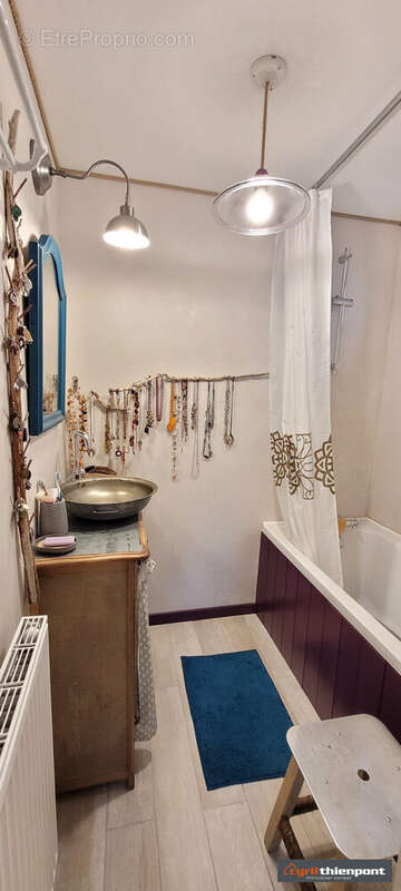 SALLE DE BAINS - Maison à ABBEVILLE