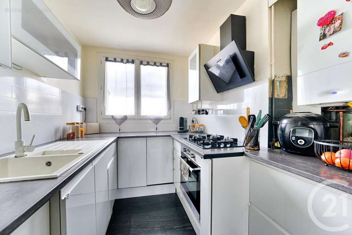 Appartement à LE PLESSIS-TREVISE