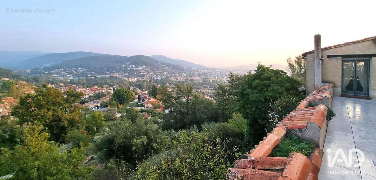 Photo 3 - Maison à SOLLIES-VILLE