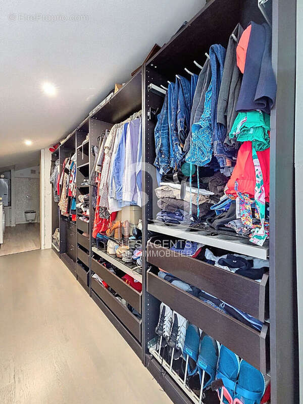 Appartement à GENNEVILLIERS