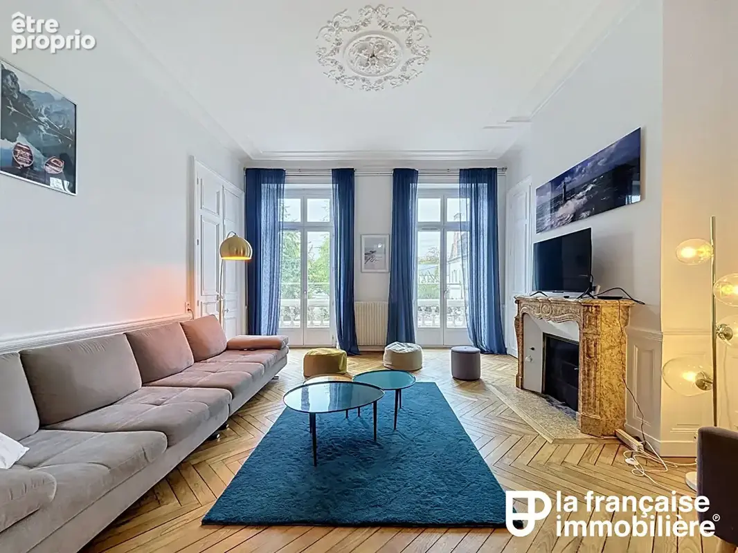 Thabor - Appartement d'exception T6, charme de l'ancien et balcon filant - photo 3
