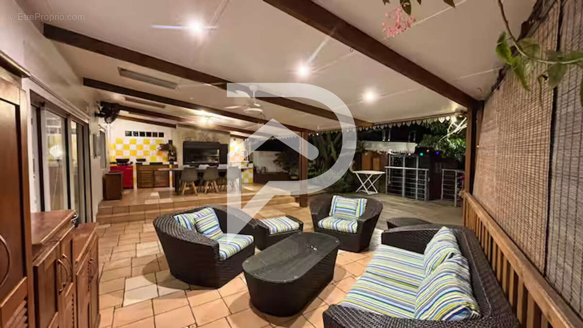 Maison à SAINT-JOSEPH