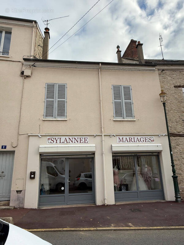 Commerce à ETAMPES