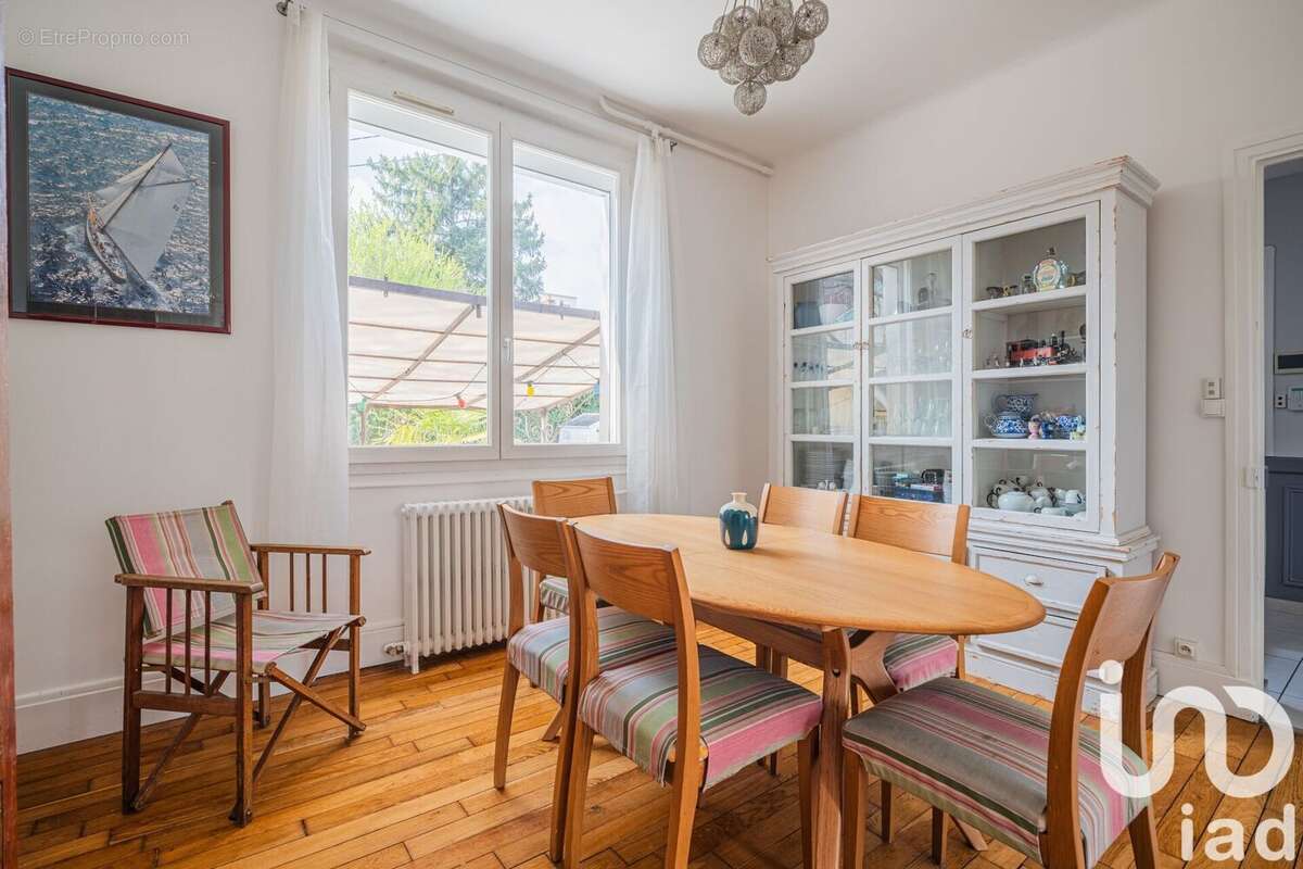 Photo 2 - Maison à LE PONT-DE-CLAIX