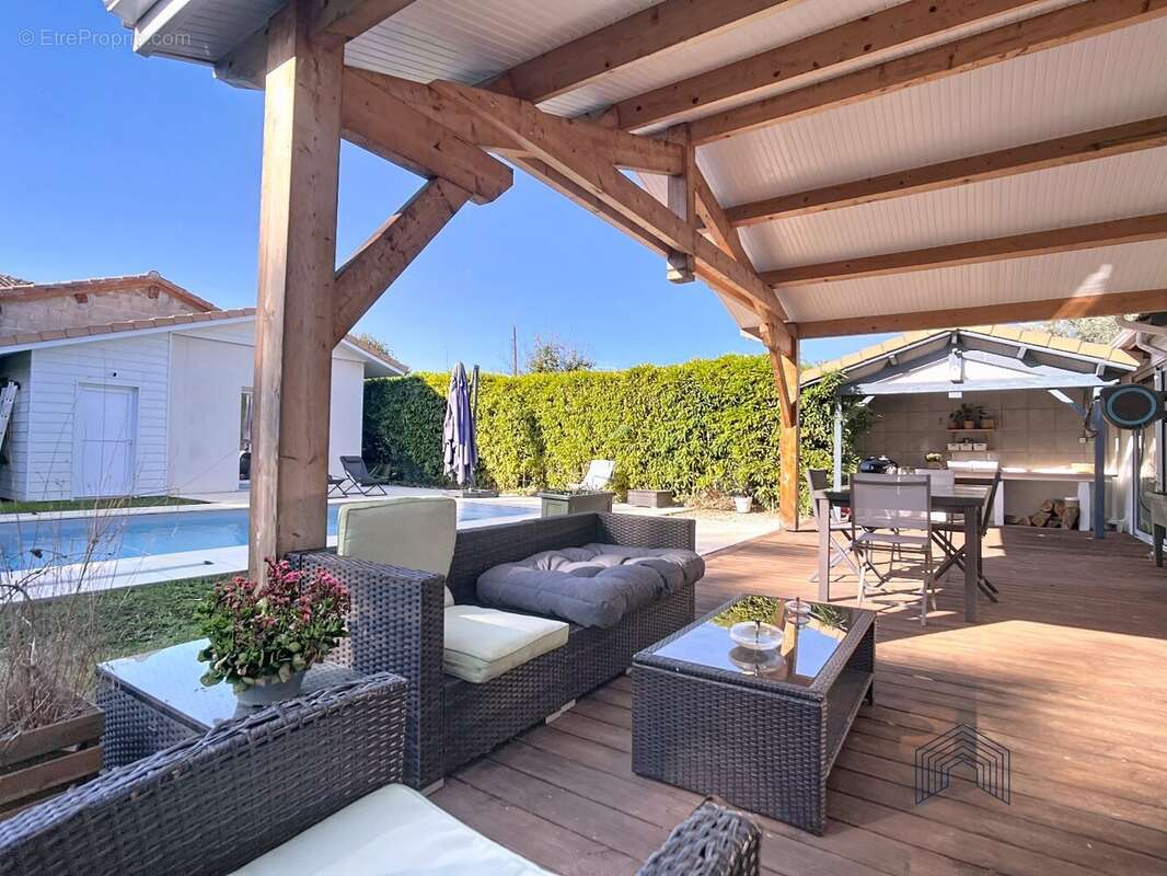 Maison à BUZET-SUR-TARN