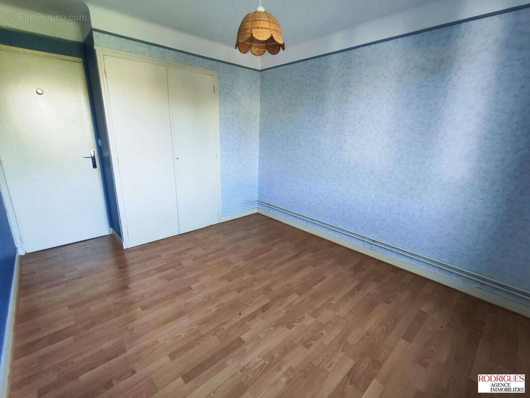 Appartement 81 m² à Poitiers  - photo 4