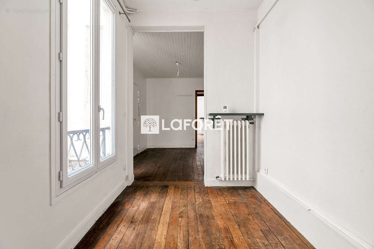 Appartement à PARIS-17E