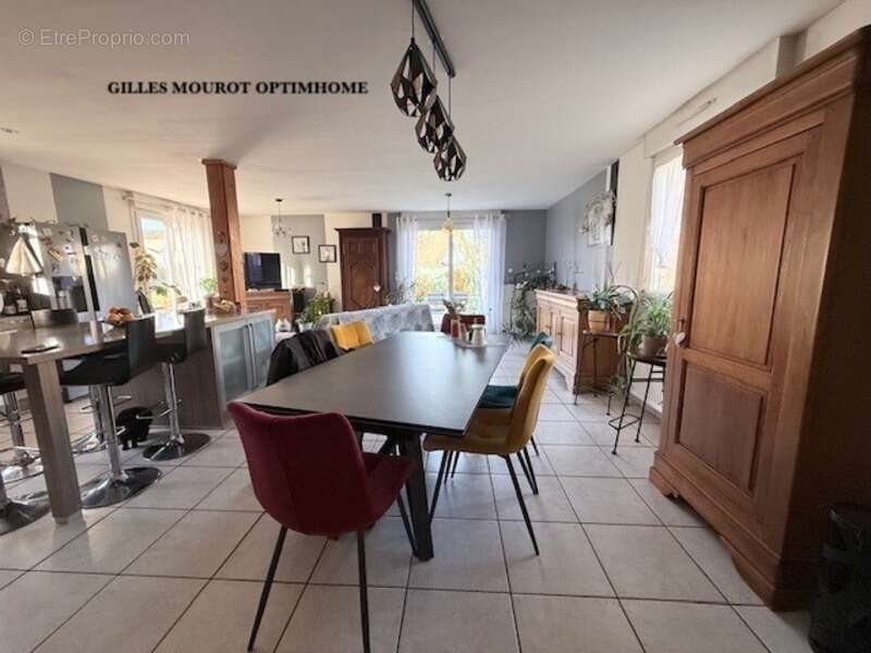 Maison à THAON-LES-VOSGES