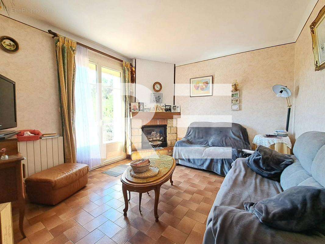 Maison à BRANOUX-LES-TAILLADES