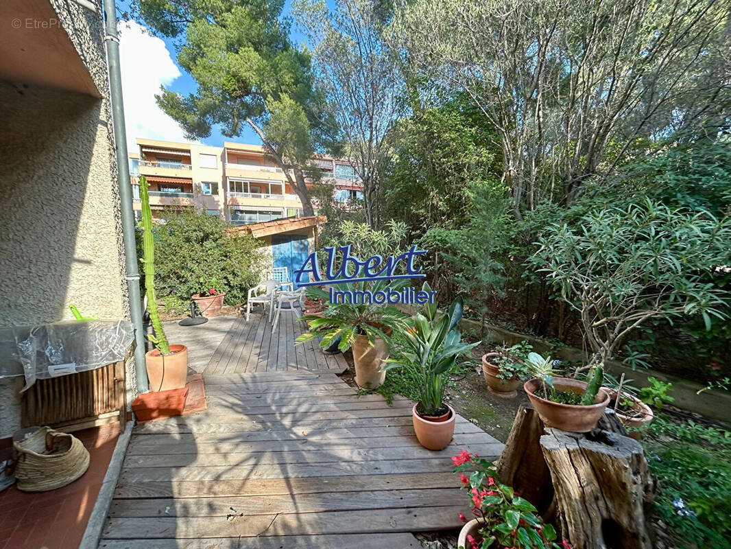 Appartement à SANARY-SUR-MER