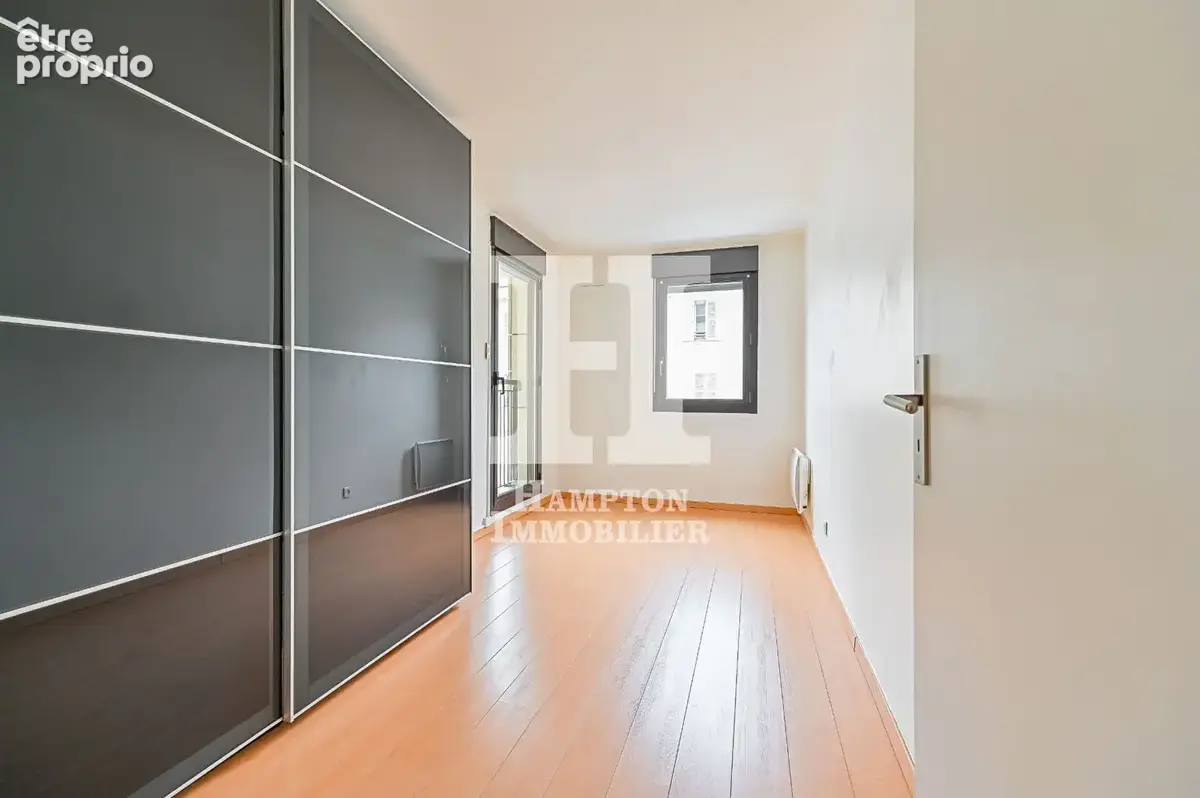 Exclusivité. M° Ourcq / Rue Adolphe Mille. Appartement 3 pièces de 66.33m² - photo 6