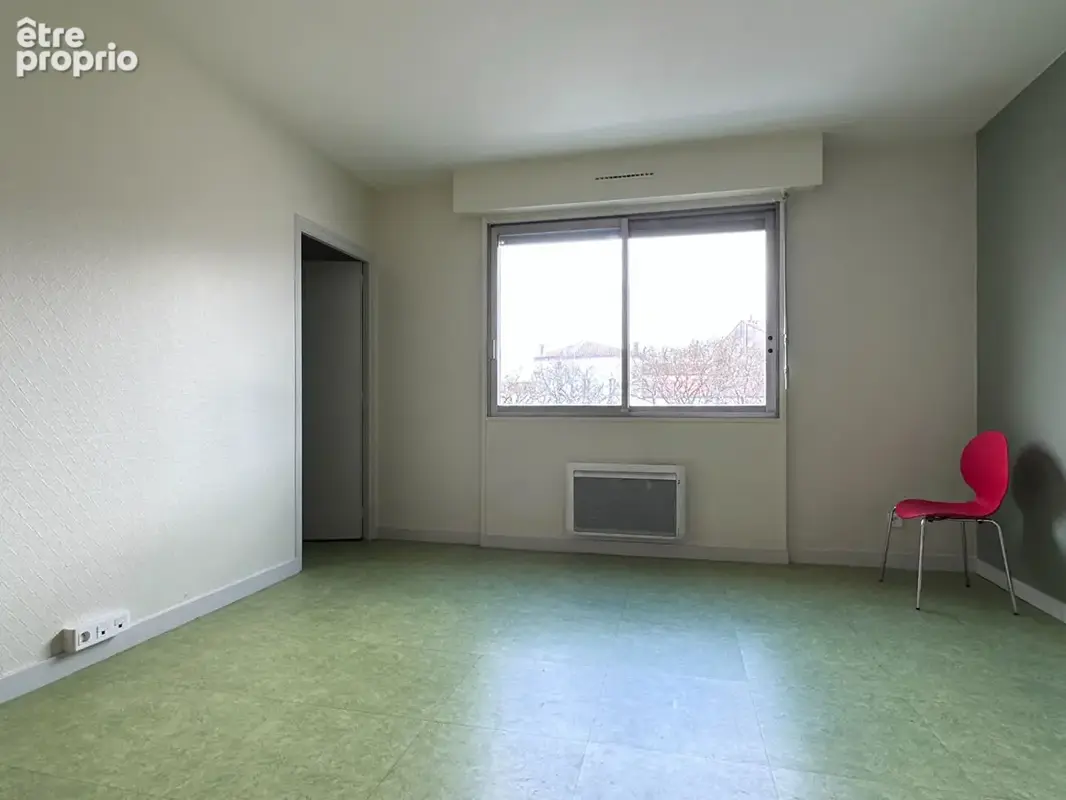 Appartement 150 m2 quartier Bussatte, Bureau ou loft - photo 7