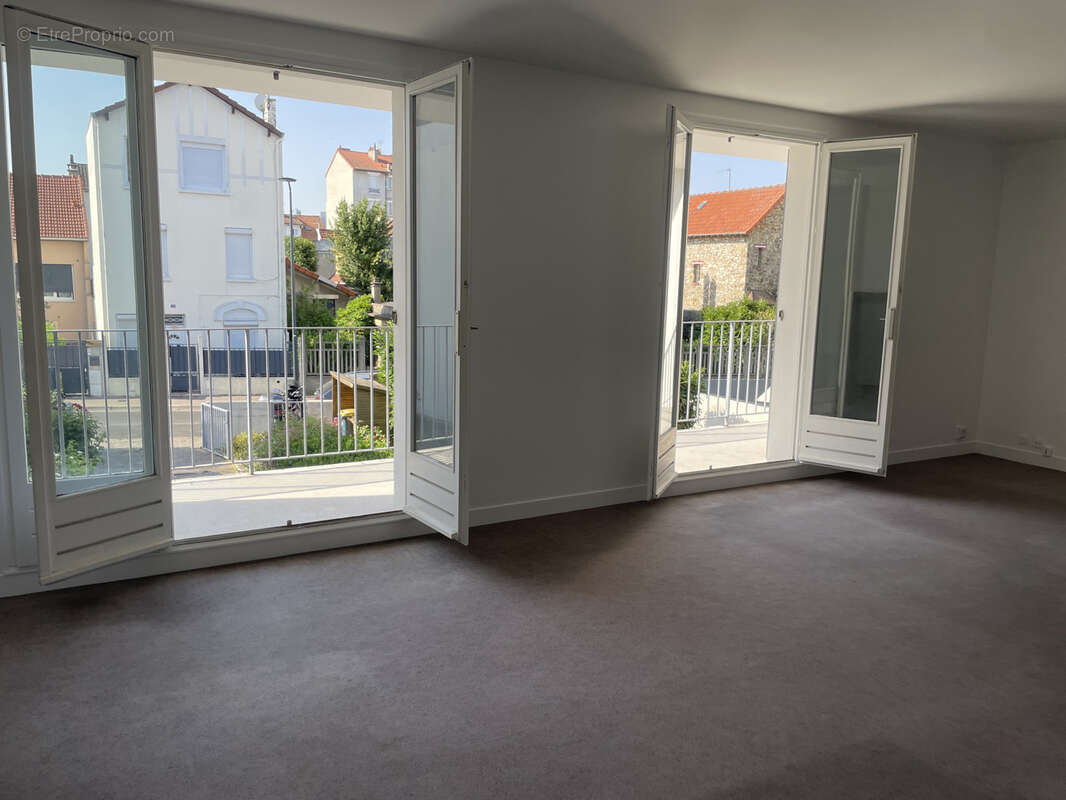 Appartement à COLOMBES