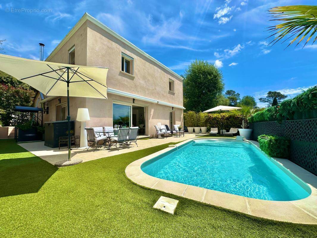 Maison à LA COLLE-SUR-LOUP