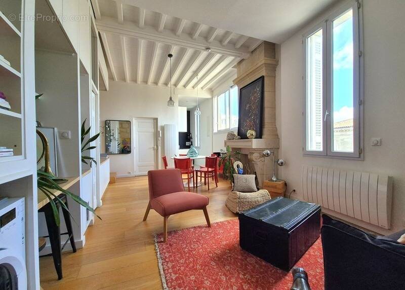 Appartement à BORDEAUX