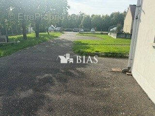 Autre à SULLY-SUR-LOIRE