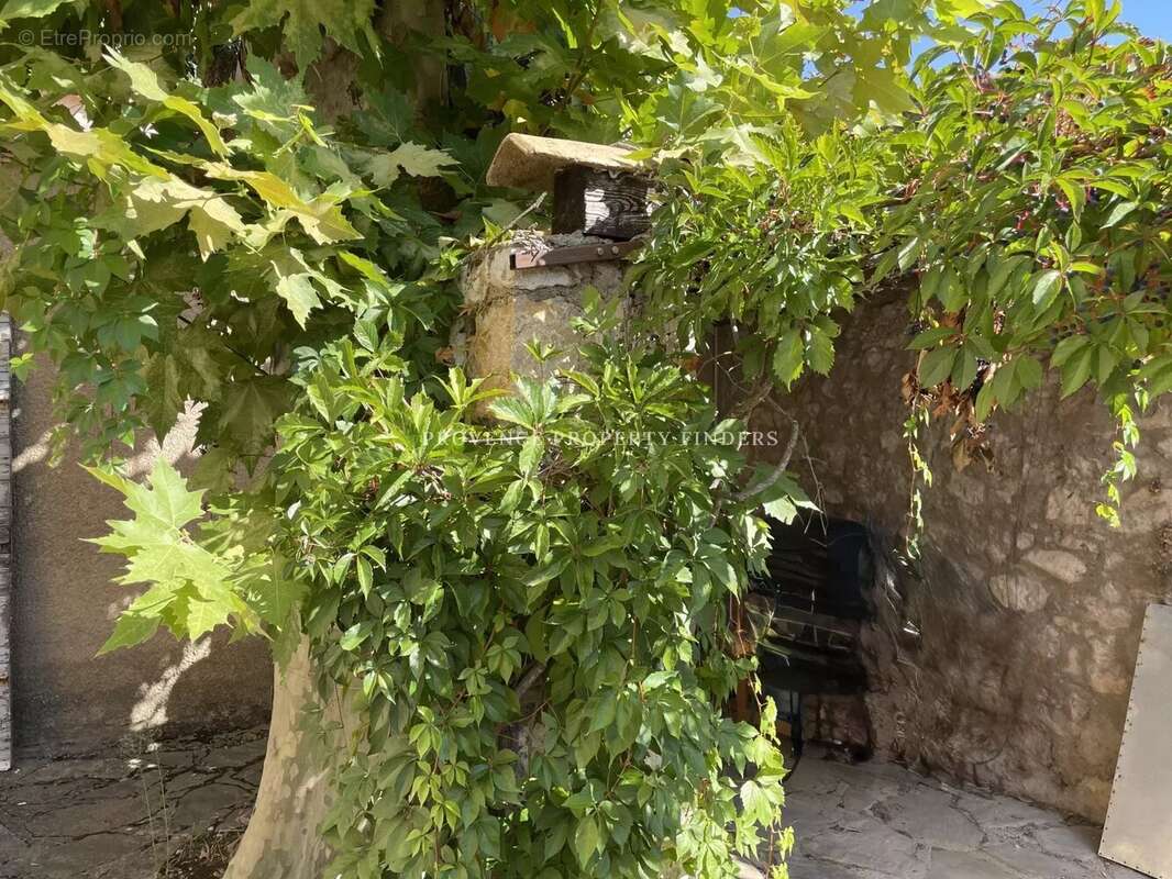 Maison à MOISSAC-BELLEVUE