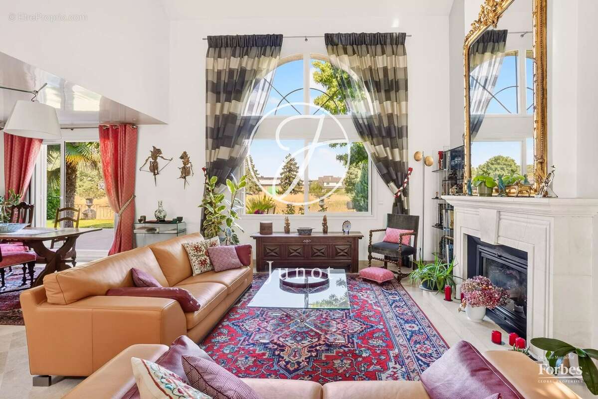 Maison à CROISSY-SUR-SEINE