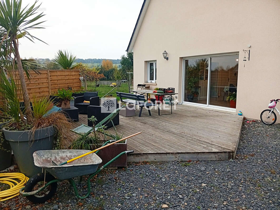 Maison à CRICQUEVILLE-EN-AUGE