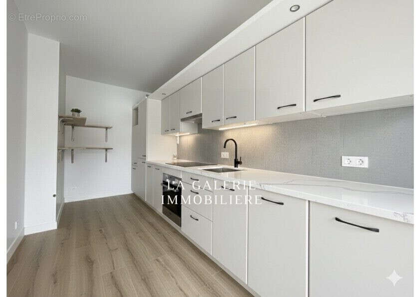 Appartement à SURESNES