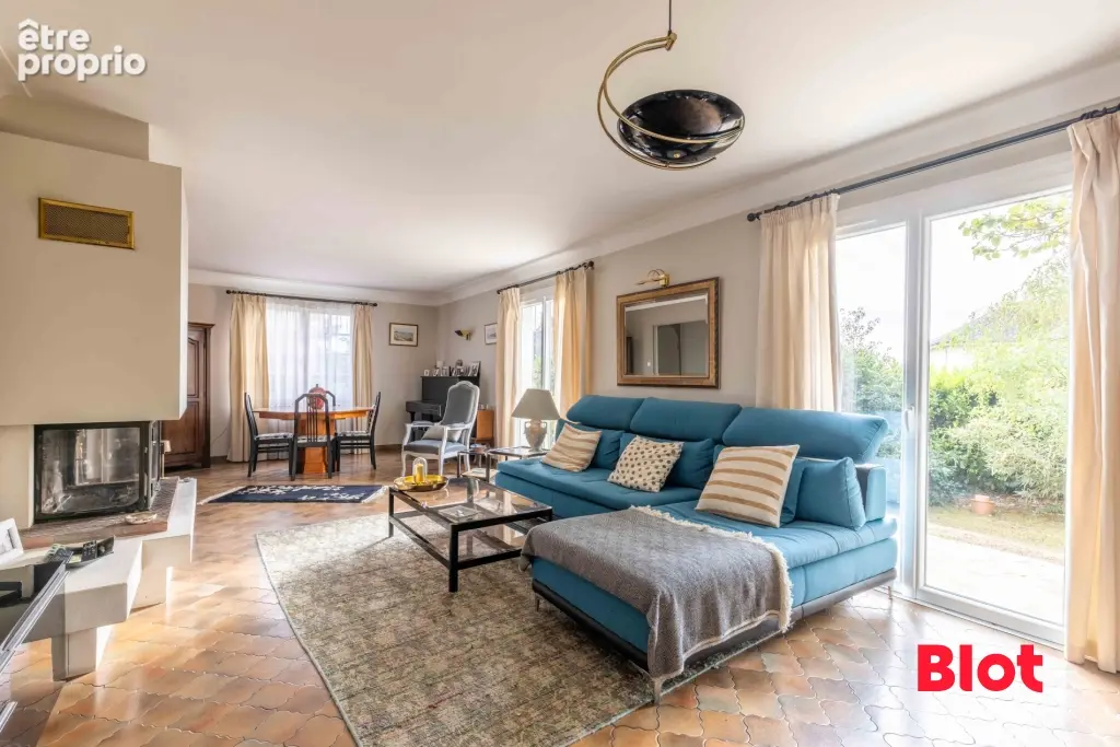 Maison 7 pièces 214 m² à vendre à Mordelles (35310) - photo 4