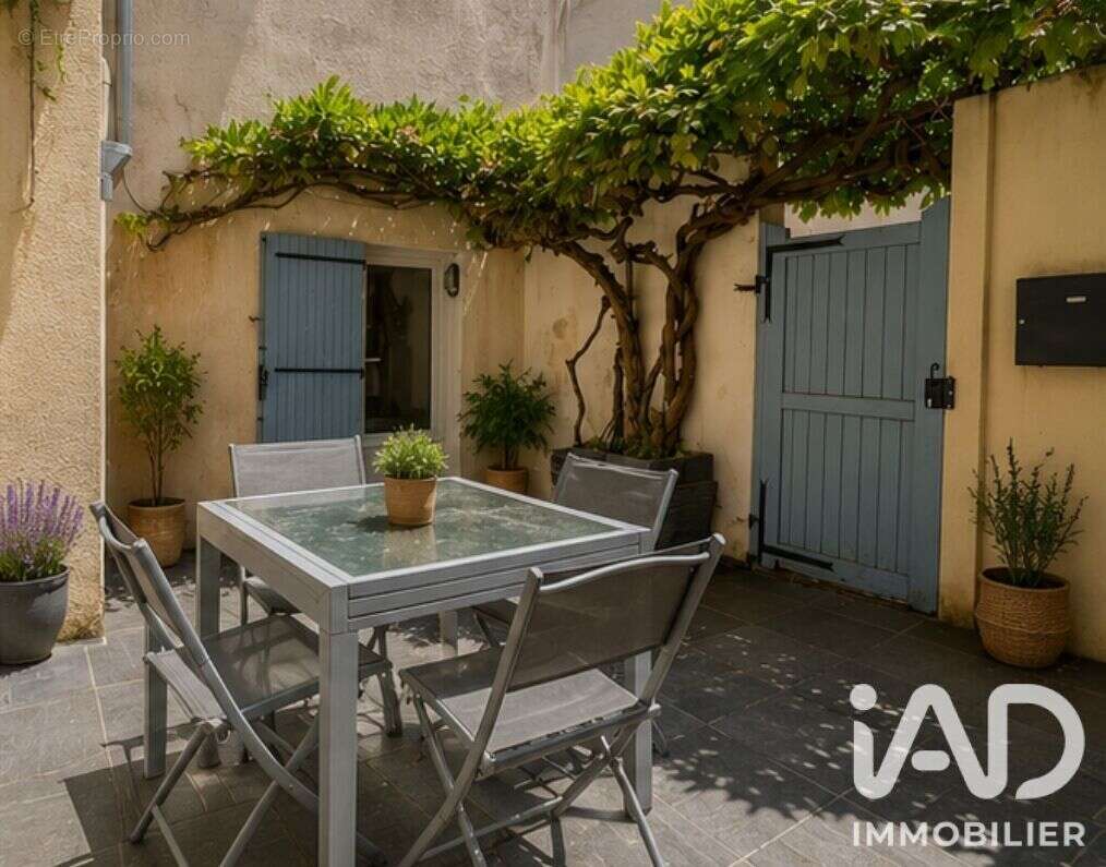Photo 2 - Maison à CHANTELOUP-LES-VIGNES